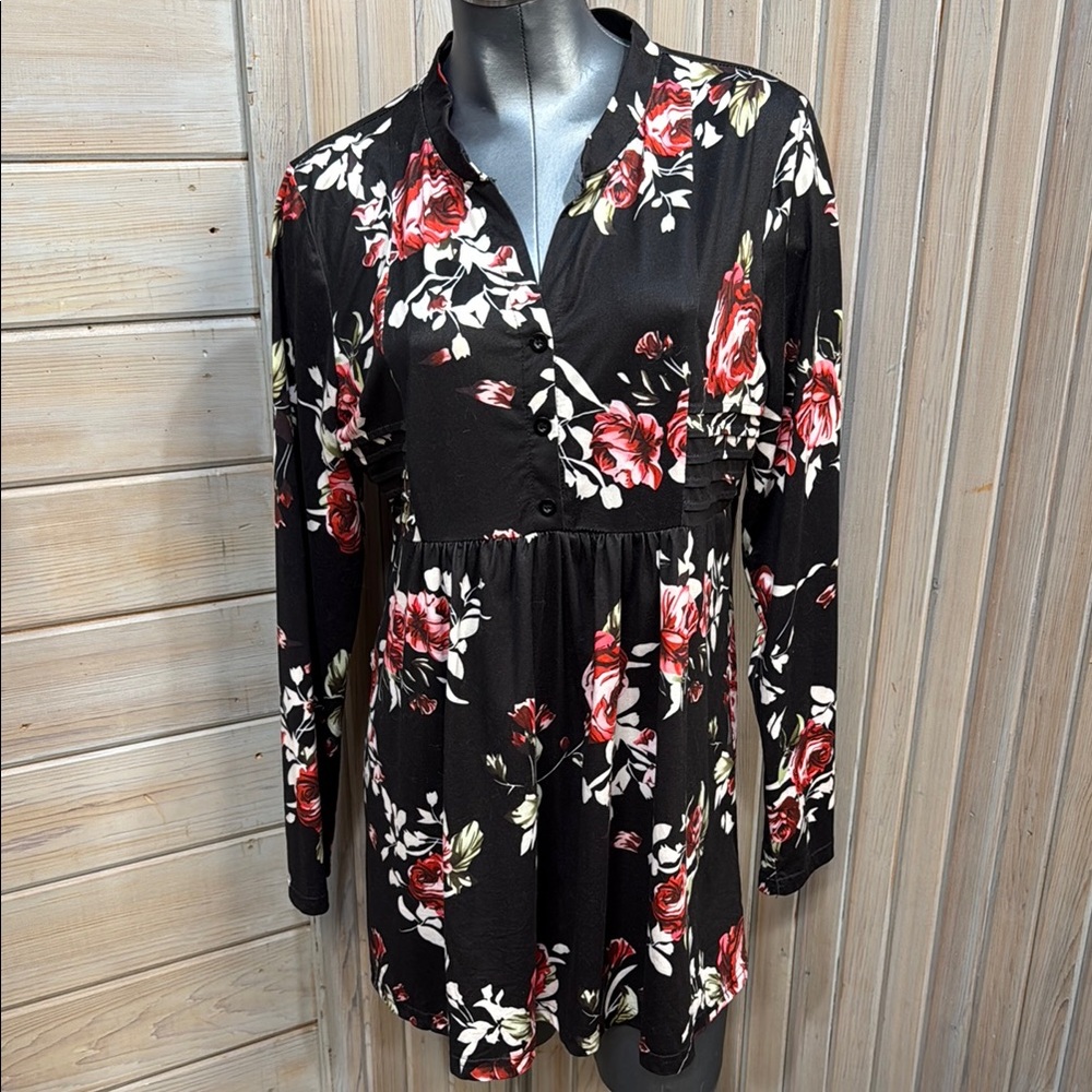 Black and Red Wrap Tunic with Long Sleeves and Mandarin Collar